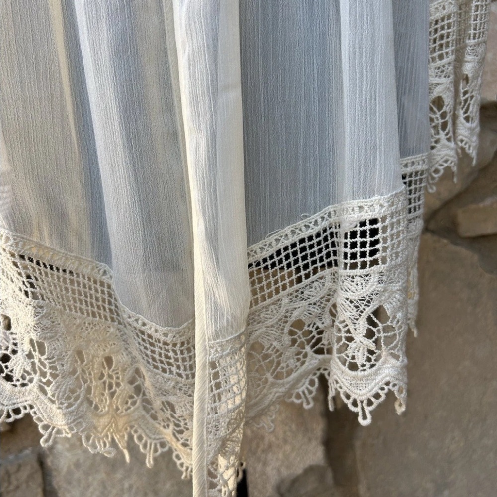 BFA Classics 6 Button Crochet Lace Topper Cardigan Medium Ivory Chiffon EC‎ - Picture 11 of 13